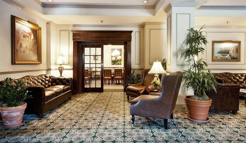 Dunhill Hotel Charlotte 4*,