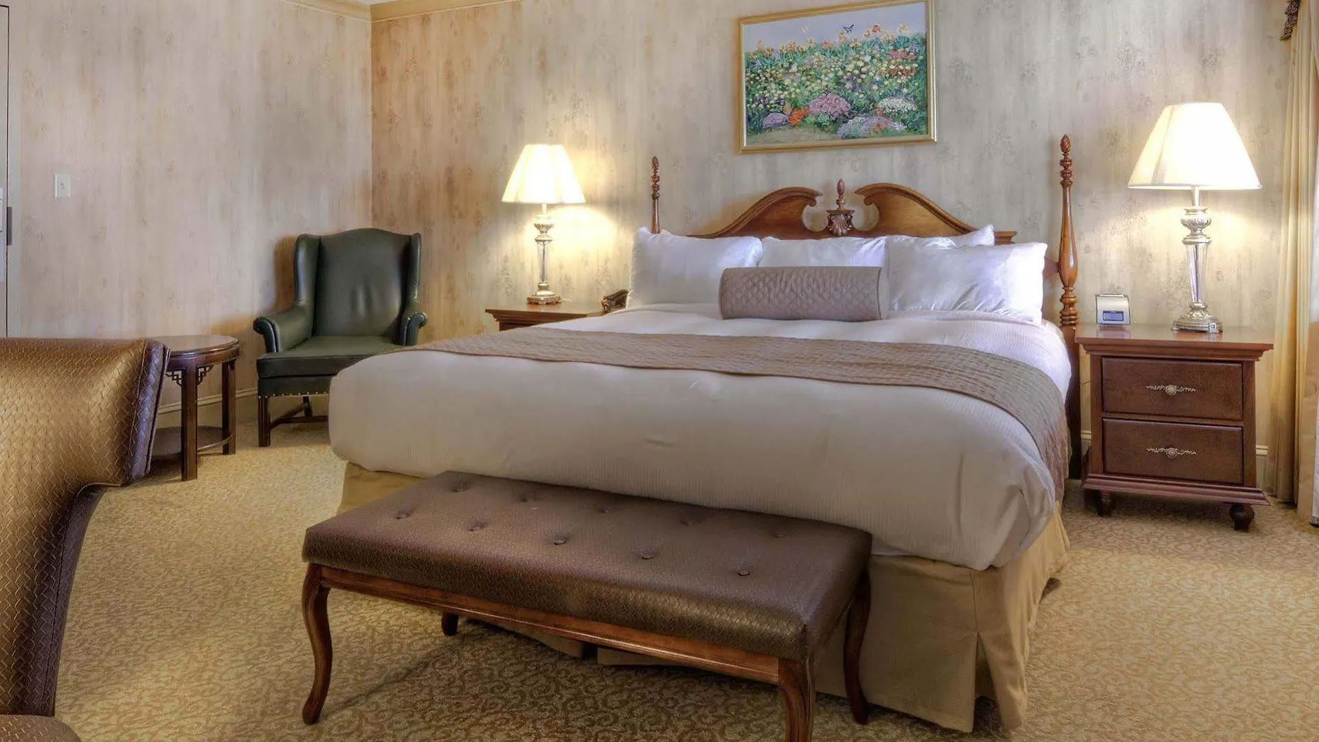 Dunhill Hotel Charlotte 4*,  United States